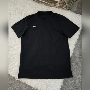 Nike Dri-Fit Athletic Black T-shirt. Size Large. Good preowned condition.